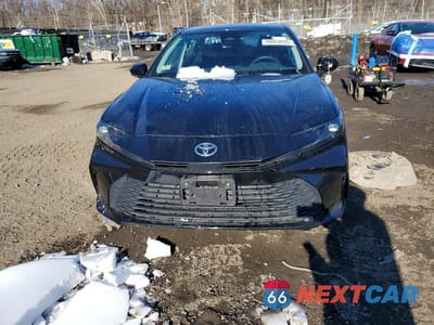 Piąte zdjęcie samochodu w środku: 2025 TOYOTA CAMRY LE VIN:4T1DAACK3SU514708 - miniatura