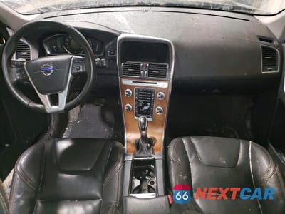 Zdjęcie 8 z 12 samochodu: 2017 VOLVO XC60 T5 INSCRIPTION VIN:YV440MRU1H2000312 - miniatura