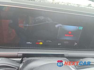 Zdjęcie 9 z 14 samochodu: 2025 MERCEDES-BENZ GLE 450E 4MATIC VIN:4JGFB4GB7SB302553 - miniatura