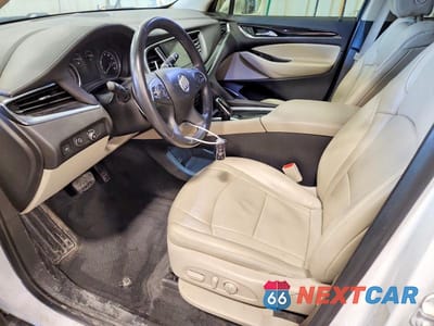 Zdjęcie 7 z 13 samochodu: 2019 BUICK ENCLAVE ESSENCE VIN:5GAEVAKW5KJ291110 - miniatura