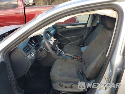 Zdjęcie 7 z 13 samochodu: 2018 VOLKSWAGEN PASSAT S VIN:1VWAA7A39JC014088 - miniatura
