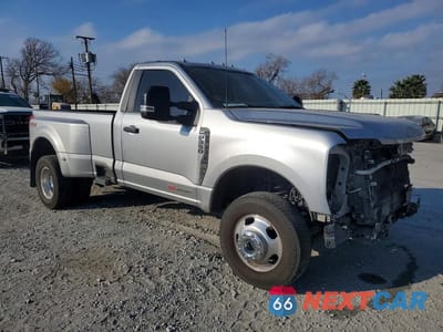 Czwarte zdjęcie samochodu z boku: 2024 FORD F350 SUPER DUTY VIN:1FTRF3DM6REF50369 - miniatura