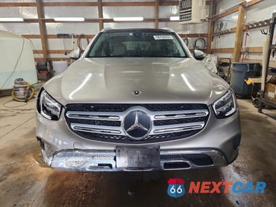 Piąte zdjęcie samochodu w środku: 2021 MERCEDES-BENZ GLC 300 4MATIC VIN:W1N0G8EB2MF881414 - miniatura
