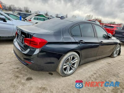 Trzecie zdjęcie samochodu z tyłu: 2018 BMW 330 XI VIN:WBA8D9C56JEM32144 - miniatura