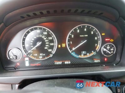 Zdjęcie 9 z 12 samochodu: 2014 BMW X5 XDRIVE50I VIN:5UXKR6C54E0C03992 - miniatura