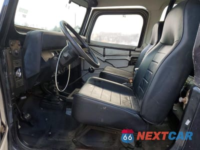 Zdjęcie 7 z 11 samochodu: 1987 JEEP WRANGLER VIN:2BCHV81J6HB519642 - miniatura