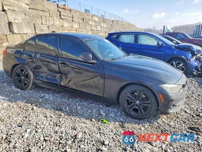 Czwarte zdjęcie samochodu z boku: 2016 BMW 328 XI SULEV VIN:WBA8E3G5XGNU00424 - miniatura