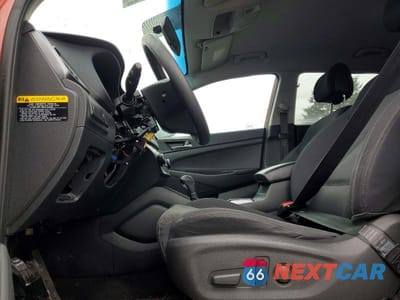 Zdjęcie 7 z 13 samochodu: 2016 HYUNDAI TUCSON SE VIN:KM8J3CA44GU129856 - miniatura