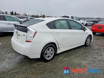 Trzecie zdjęcie samochodu z tyłu: 2010 TOYOTA PRIUS III VIN:JTDKN3DU6A0122727 - miniatura