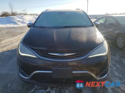 Piąte zdjęcie samochodu w środku: 2017 CHRYSLER PACIFICA EHYBRID PLATINUM VIN:2C4RC1N76HR665819 - miniatura
