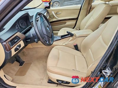 Zdjęcie 7 z 13 samochodu: 2009 BMW 328 I VIN:WBAPH73539A172888 - miniatura