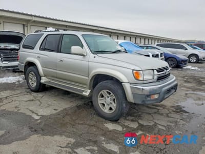 Czwarte zdjęcie samochodu z boku: 2002 TOYOTA 4RUNNER SR5 VIN:JT3GN86RX20223206 - miniatura