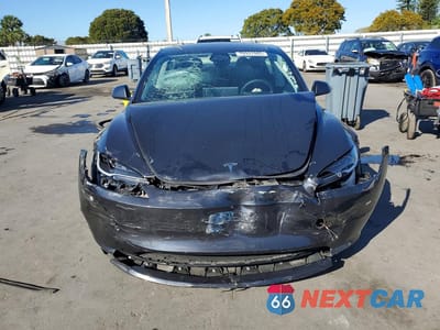 Piąte zdjęcie samochodu w środku: 2024 TESLA MODEL 3 VIN:5YJ3E1EA7RF732341 - miniatura