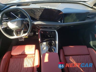 Zdjęcie 8 z 12 samochodu: 2025 AUDI SQ5 PRESTIGE VIN:WA135AGU4S2078506 - miniatura