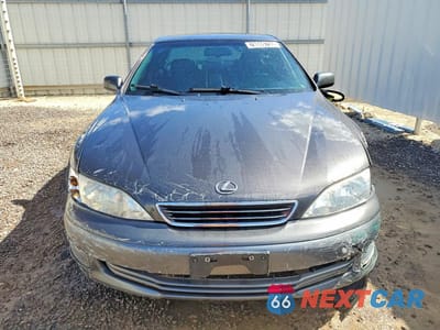 Piąte zdjęcie samochodu w środku: 2001 LEXUS ES 300 BASE VIN:JT8BF28G610293634 - miniatura