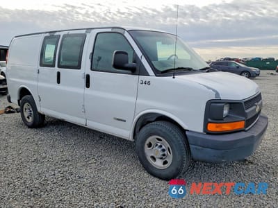 Czwarte zdjęcie samochodu z boku: 2005 CHEVROLET EXPRESS 2500 DELIVERY VAN VIN:1GCGG25U551165478 - miniatura