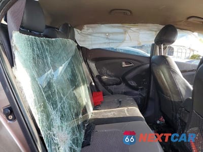 Zdjęcie 11 z 13 samochodu: 2010 HYUNDAI TUCSON GLS VIN:KM8JU3AC0AU018281 - miniatura