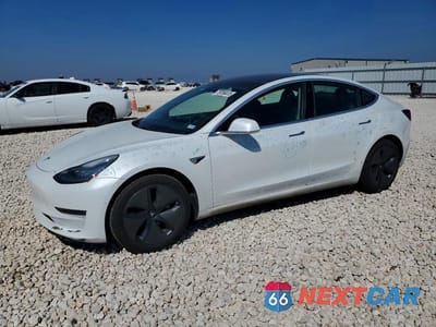 2020 TESLA MODEL 3 5YJ3E1EA0LF747061 - główne zdjęcie licytacji z USA - miniatura