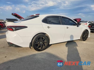 Trzecie zdjęcie samochodu z tyłu: 2023 TOYOTA CAMRY LE VIN:4T1C11AK4PU720139 - miniatura