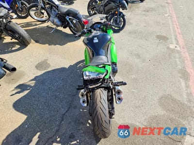 Zdjęcie 6 z 9 samochodu: 2015 KAWASAKI ZX1000 M VIN:JKAZXCM16FA005546 - miniatura