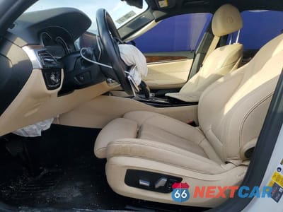 Zdjęcie 7 z 12 samochodu: 2019 BMW 530E VIN:WBAJA9C59KB389769 - miniatura
