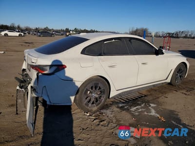 Trzecie zdjęcie samochodu z tyłu: 2023 BMW I4 EDRIVE 40 VIN:WBY73AW0XPFN92225 - miniatura