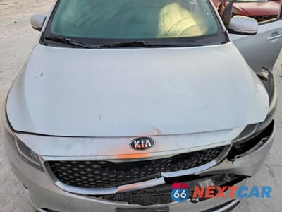Zdjęcie 12 z 13 samochodu: 2016 KIA SEDONA LX VIN:KNDMB5C18G6212391 - miniatura