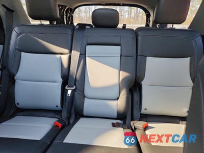 Zdjęcie 10 z 14 samochodu: 2023 FORD EXPLORER XLT VIN:1FMSK8DH9PGA21993 - miniatura