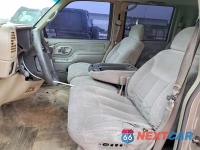 Zdjęcie 7 z 13 samochodu: 1998 CHEVROLET TAHOE C1500 VIN:1GNEC13R4WJ375753 - miniatura