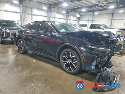 Czwarte zdjęcie samochodu z boku: 2023 TOYOTA CROWN XLE VIN:JTDAAAAF2P3000911 - miniatura