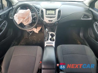 Zdjęcie 8 z 11 samochodu: 2017 CHEVROLET CRUZE LS VIN:1G1BC5SM1H7155066 - miniatura