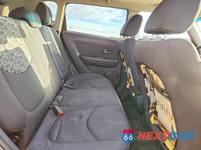 Zdjęcie 10 z 12 samochodu: 2011 KIA SOUL + VIN:KNDJT2A2XB7228895 - miniatura