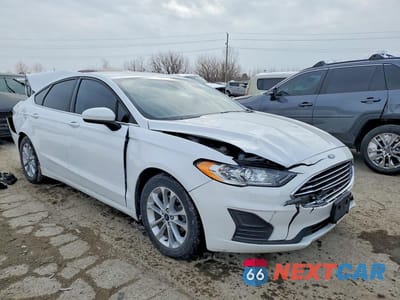 Czwarte zdjęcie samochodu z boku: 2020 FORD FUSION SE VIN:3FA6P0HD9LR256502 - miniatura