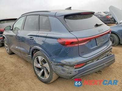 Drugie zdjęcie samochodu z przodu: 2025 AUDI Q6 E-TRON PREMIUM PLUS VIN:WA124BGF3SA055830 - miniatura