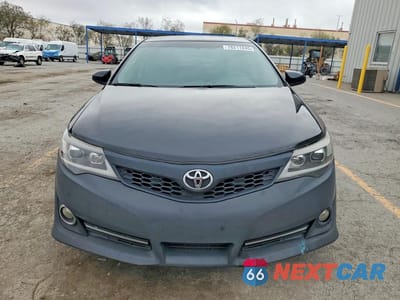 Piąte zdjęcie samochodu w środku: 2012 TOYOTA CAMRY SE VIN:4T1BF1FKXCU147246 - miniatura