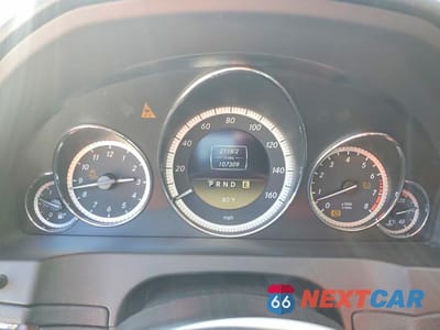 Zdjęcie 9 z 12 samochodu: 2012 MERCEDES-BENZ E 350 VIN:WDDKK5KF8CF157042 - miniatura