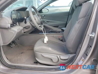 Zdjęcie 7 z 11 samochodu: 2024 HYUNDAI ELANTRA SEL VIN:KMHLM4DG7RU693098 - miniatura