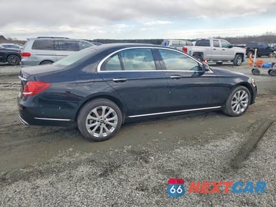 Trzecie zdjęcie samochodu z tyłu: 2019 MERCEDES-BENZ E 300 4MATIC VIN:WDDZF4KB6KA630815 - miniatura