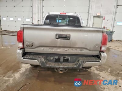 Zdjęcie 6 z 12 samochodu: 2018 TOYOTA TACOMA SR5 V6 VIN:5TFSZ5AN4JX144908 - miniatura