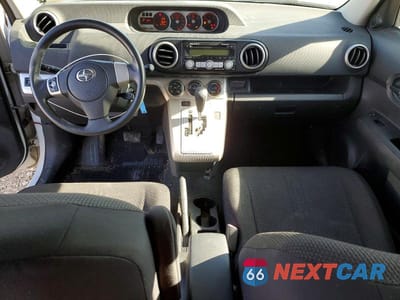 Zdjęcie 8 z 12 samochodu: 2009 SCION XB VIN:JTLKE50E891092697 - miniatura