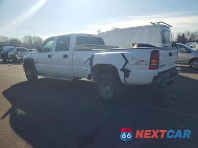 Drugie zdjęcie samochodu z przodu: 2002 CHEVROLET SILVERADO K3500 VIN:1GCJK331X2F167406 - miniatura