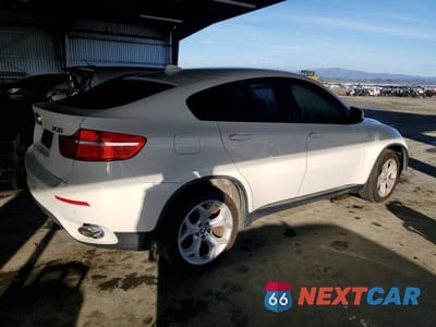 Trzecie zdjęcie samochodu z tyłu: 2009 BMW X6 XDRIVE35I VIN:5UXFG43599L224589 - miniatura