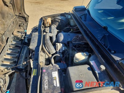 Zdjęcie 11 z 13 samochodu: 2004 HUMMER H2 VIN:5GRGN23U64H117887 - miniatura