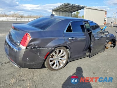 Trzecie zdjęcie samochodu z tyłu: 2019 CHRYSLER 300 LIMITED VIN:2C3CCAEG0KH555615 - miniatura