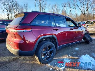 Trzecie zdjęcie samochodu z tyłu: 2023 JEEP GRAND CHEROKEE LAREDO VIN:1C4RJHAG5PC669582 - miniatura