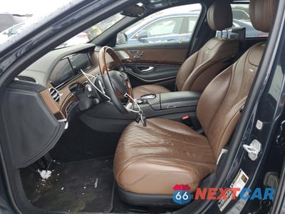 Zdjęcie 7 z 12 samochodu: 2016 MERCEDES-BENZ S MERCEDES-MAYBACH S600 VIN:WDDUX7GB6GA259812 - miniatura