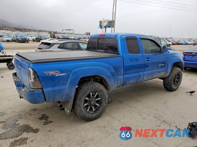 Trzecie zdjęcie samochodu z tyłu: 2005 TOYOTA TACOMA VIN:5TEUU42N65Z067361 - miniatura