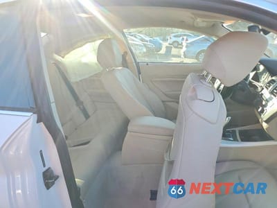 Zdjęcie 10 z 12 samochodu: 2014 BMW 228 I VIN:WBA1F5C55EV246296 - miniatura