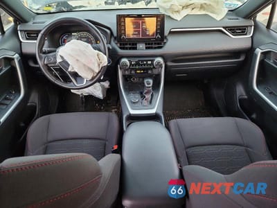 Zdjęcie 8 z 12 samochodu: 2021 TOYOTA RAV4 PRIME SE VIN:JTMAB3FV3MD040512 - miniatura