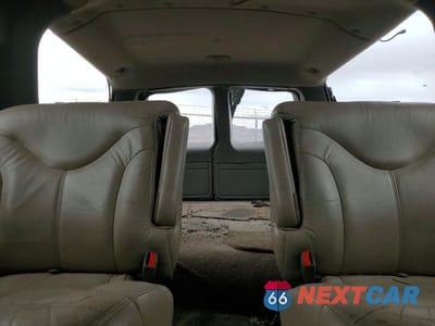 Zdjęcie 10 z 12 samochodu: 2001 GMC YUKON XL K1500 VIN:3GKFK16T61G147467 - miniatura